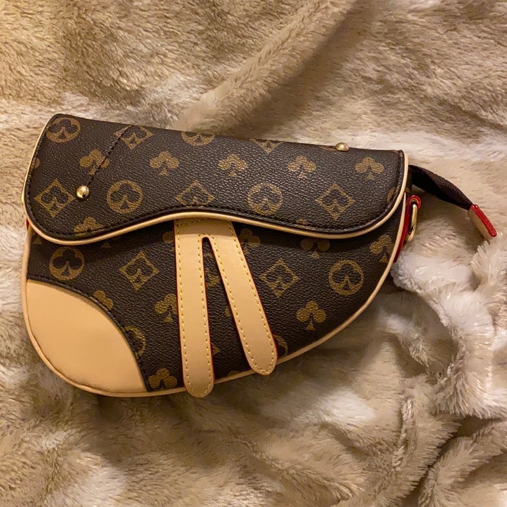 Saddle bag
